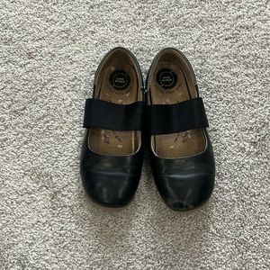 Livie&Luca size2Y girls black ballerina flat shoes.SEE PHOTOS FOR IMPERFECTIONS.